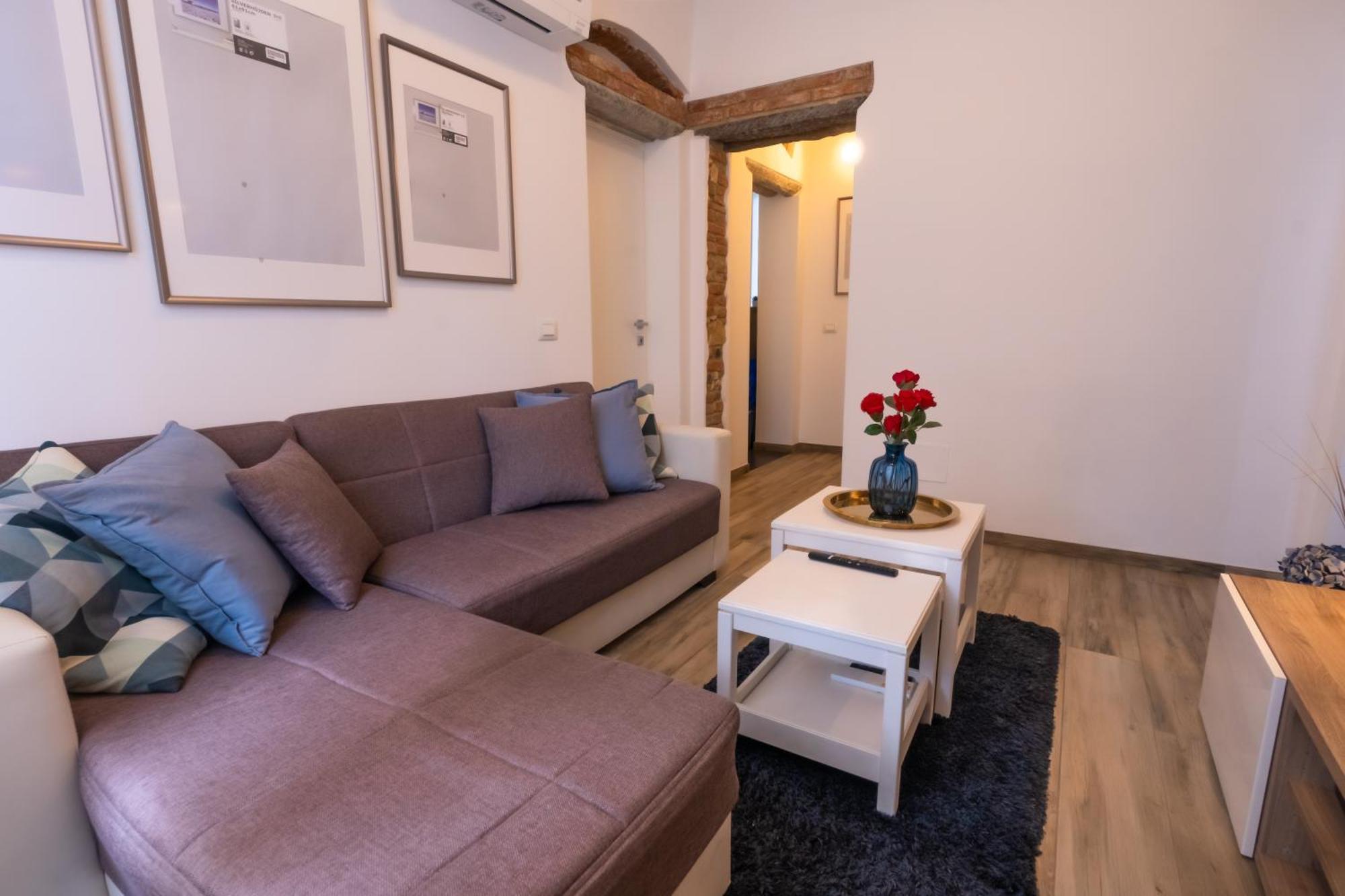 Dimora Pietra Blu Apartment ปิซา ภายนอก รูปภาพ